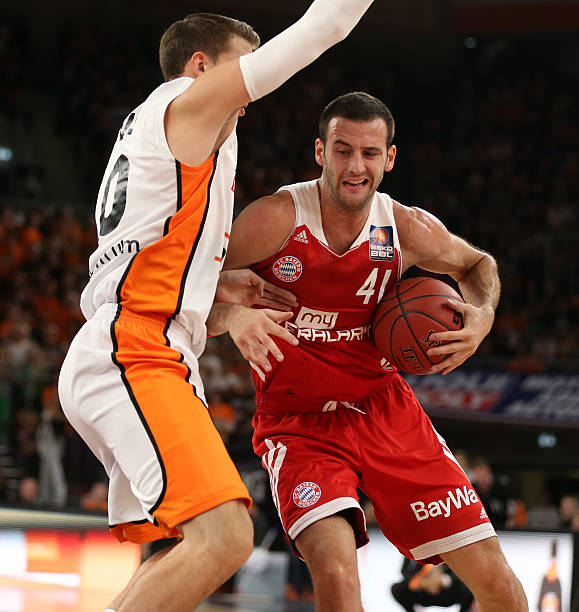 在这个充满 在这个充满