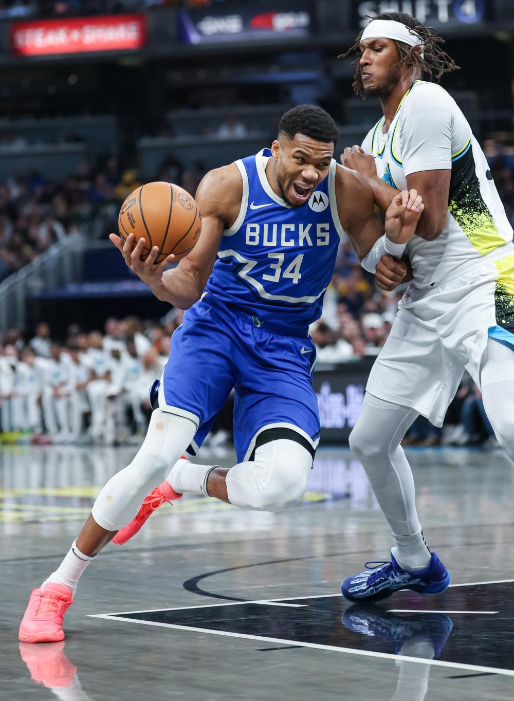 环球足球奖年度最佳教练候选：恩里克、斯洛特、弗里克在列